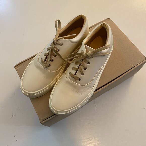 NIB Nisolo Bone Tan Elayna Everyday Sneakers Vibram Soles 7.5 - Picture 2 of 7